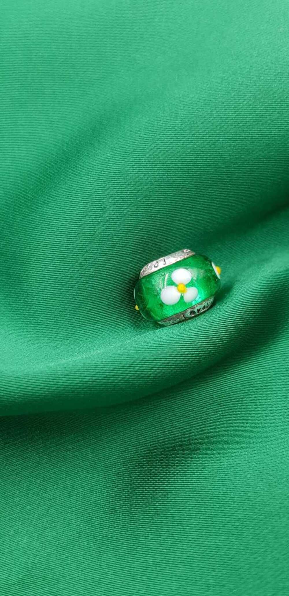 Vog Pandora’s Charm’s Yeşil-Beyaz Renkli Murona Cam 925 Ayar Gümüş Charms