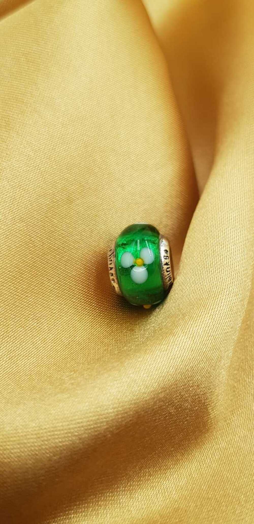 Vog Pandora’s Charm’s Yeşil-Beyaz Renkli Murona Cam 925 Ayar Gümüş Charms