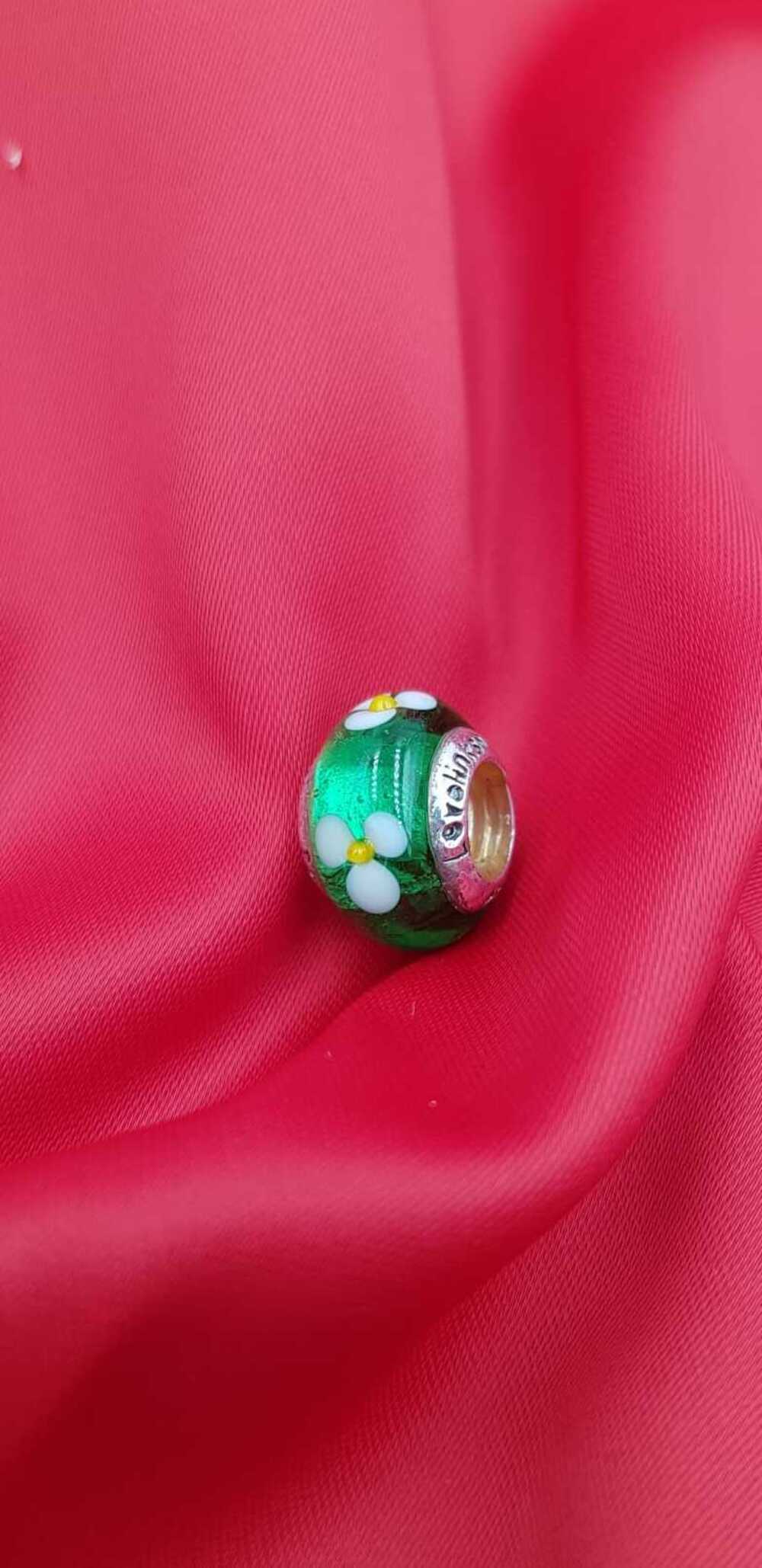 Vog Pandora’s Charm’s Yeşil-Beyaz Renkli Murona Cam 925 Ayar Gümüş Charms