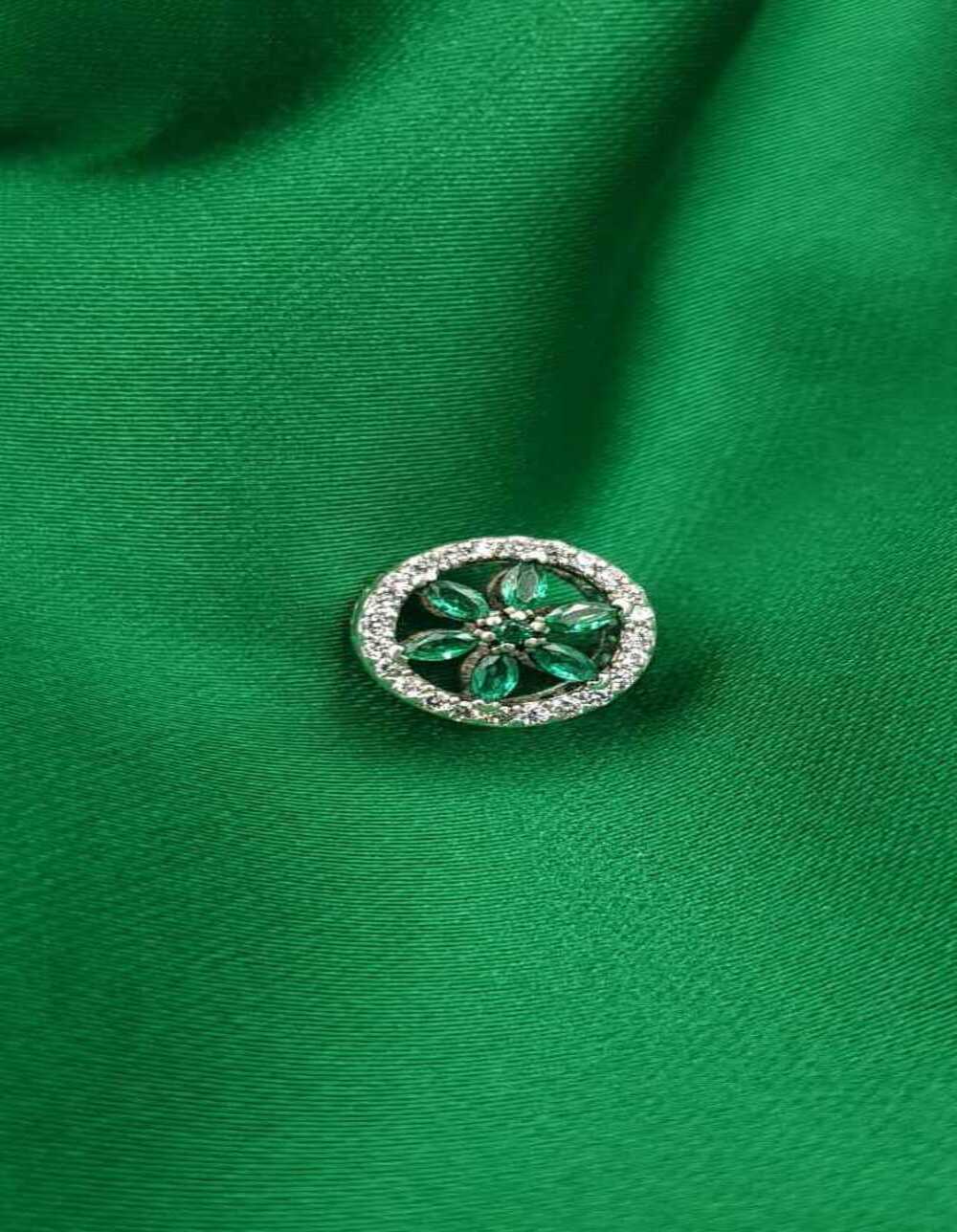 Vog Pandora’s Charm’s Yeşil Taşlı Şık Tasarım 925 Ayar Gümüş Charms