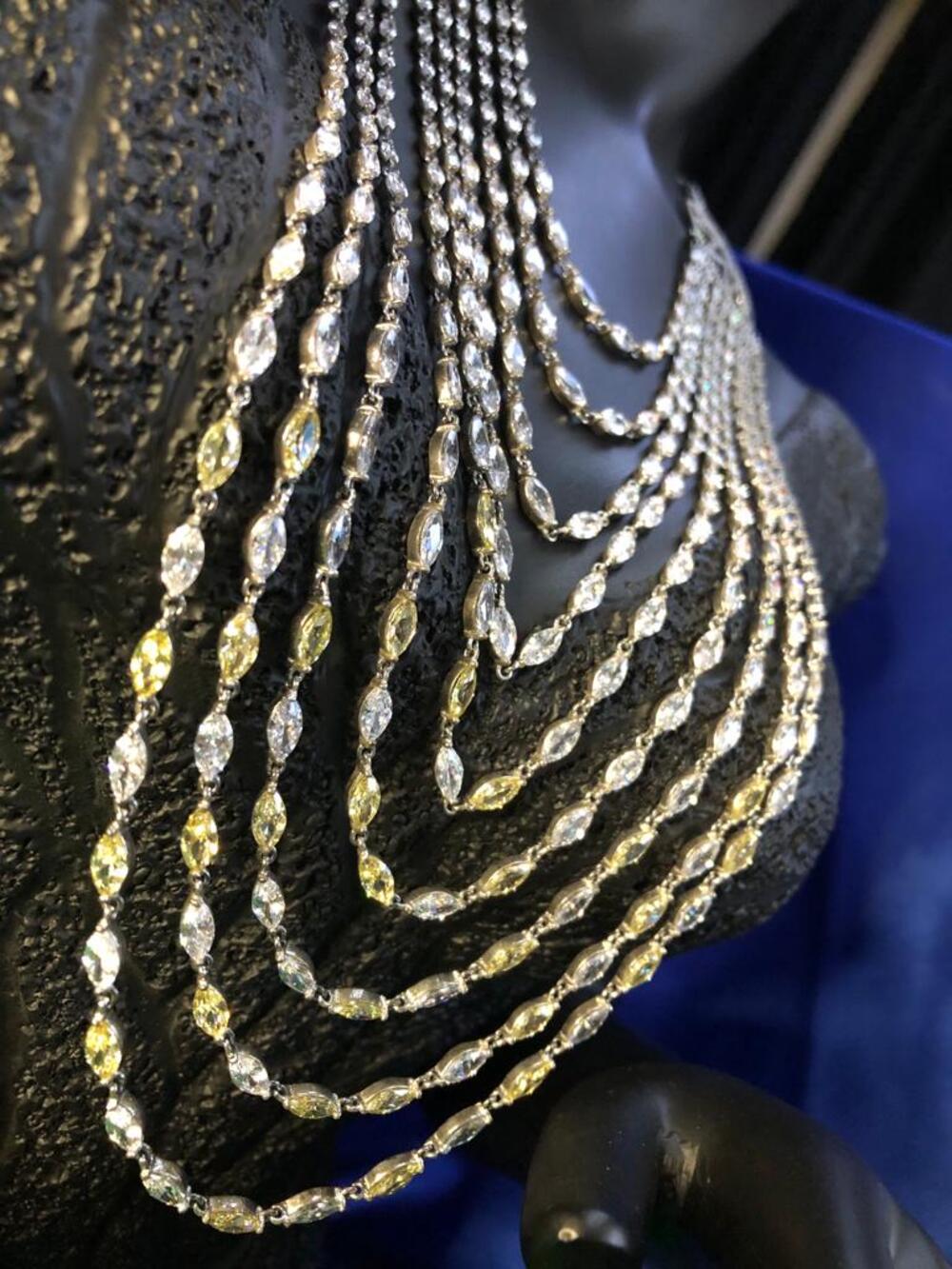 Vog Pırlanta Tasarım Swarovski Markiz Zirconia Ve Şampanya Taşlı 925 Ayar Gümüş Özel Gece Kolyesi