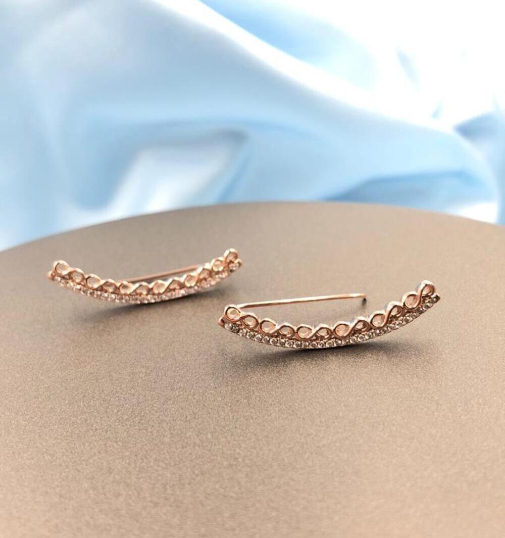 Vog Sonsuzluk ve Zirconia Taşlı 925 Ayar Gümüş Kıkırdak Küpe