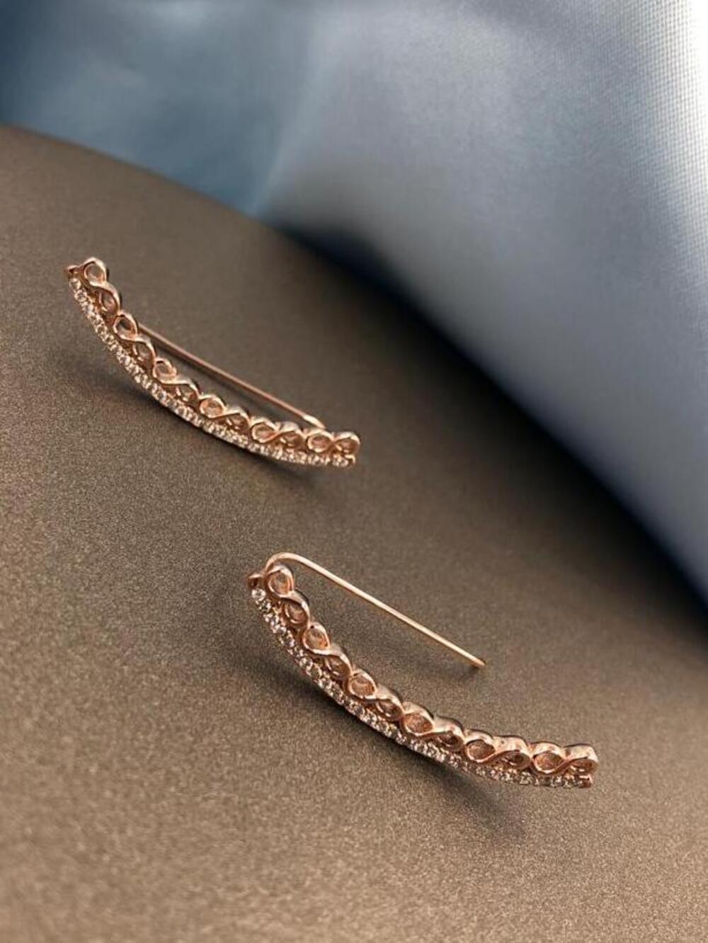 Vog Sonsuzluk ve Zirconia Taşlı 925 Ayar Gümüş Kıkırdak Küpe