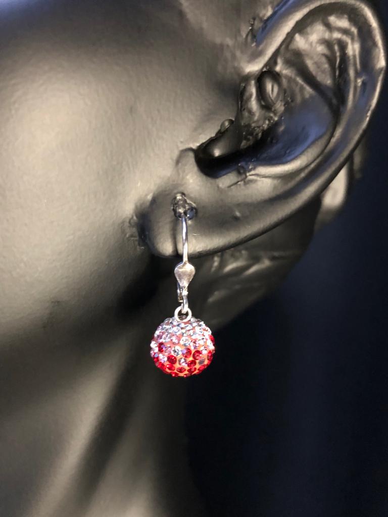 VOG SWAROVSKİ KIRMIZI BEYAZ TAŞLI DİSCO KÜRE MODEL SALLANTI GÜMÜŞ KÜPE