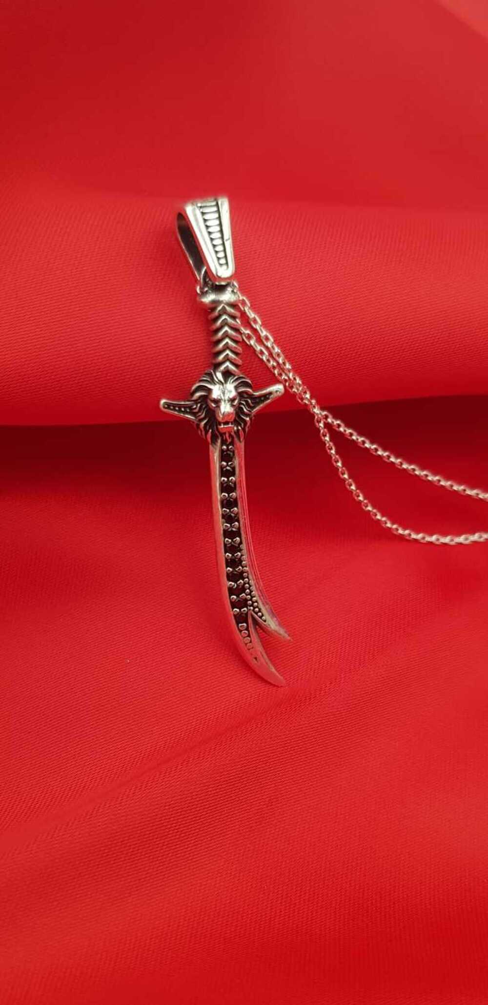 Vog Unisex Hz.Ali Allahın Aslanı Ve Zülfikar Kılıcı 925 Ayar Gümüş Kolye