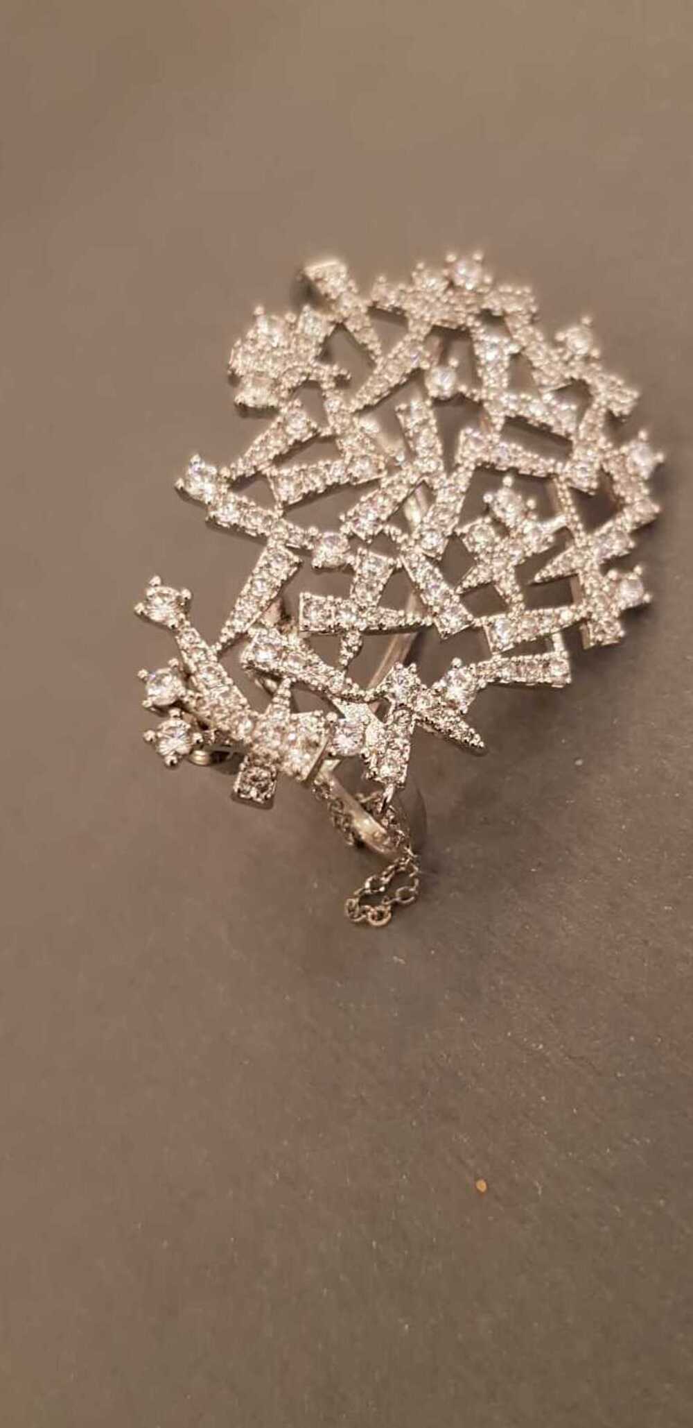 Vog Xuping Model Pırlanta Tasarım Pirinç Üzeri Micro Kaplama Earcuff Kıkırdak Küpe