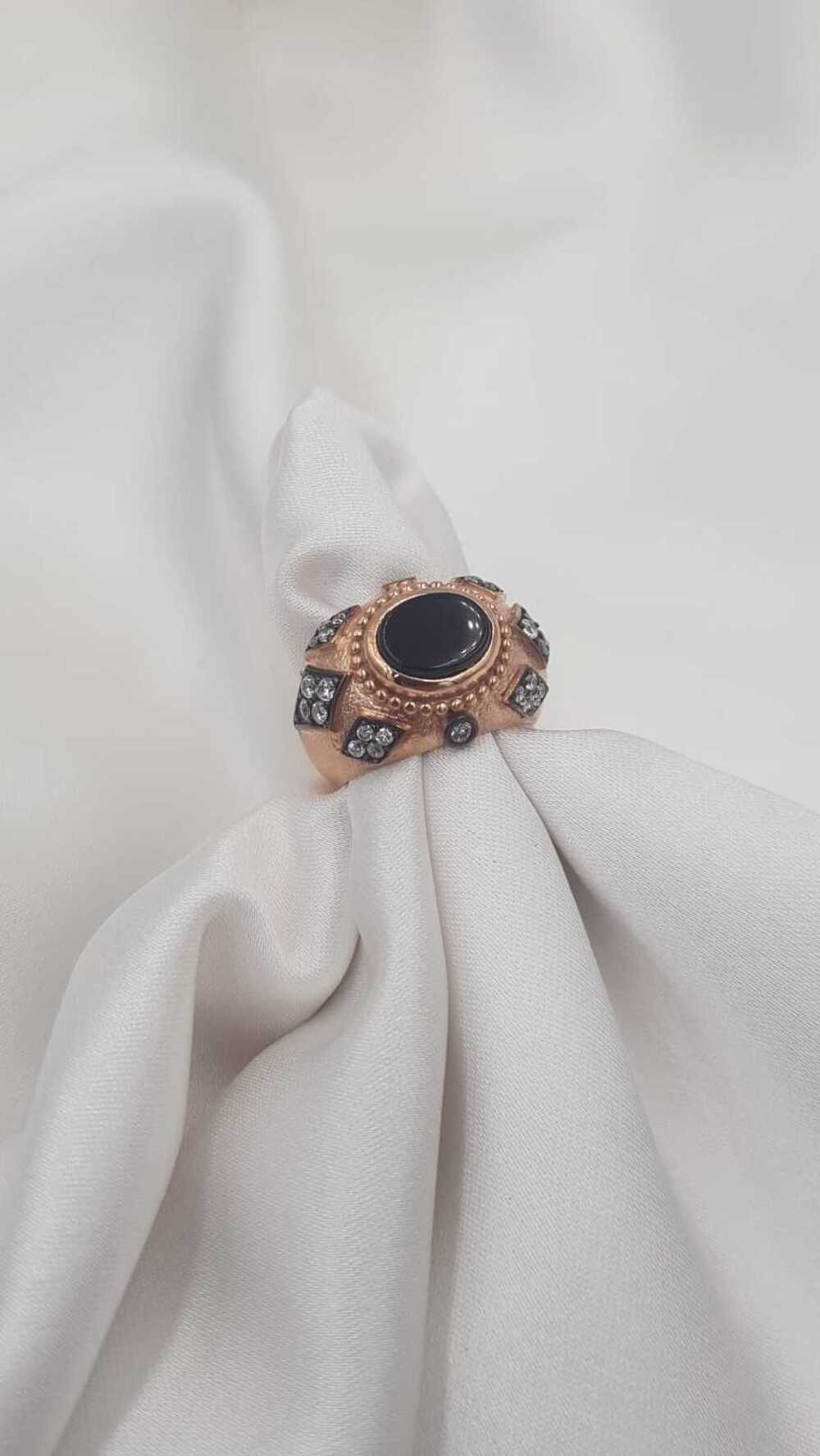 Vog Oniks Taş Detaylı Vintage Tasarım 925 Gümüş Sevgiliye,Anneye,Eşe,Arkadaşa Hediye Yüzük