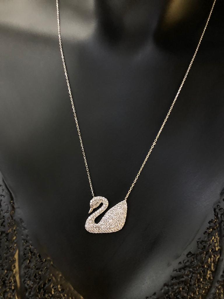 Kuğu Model (1) Zirconia Taşlı 925 Ayar Gümüş Sevgiliye • Eşe • Anneye • Arkadaşa Hediye Kolye