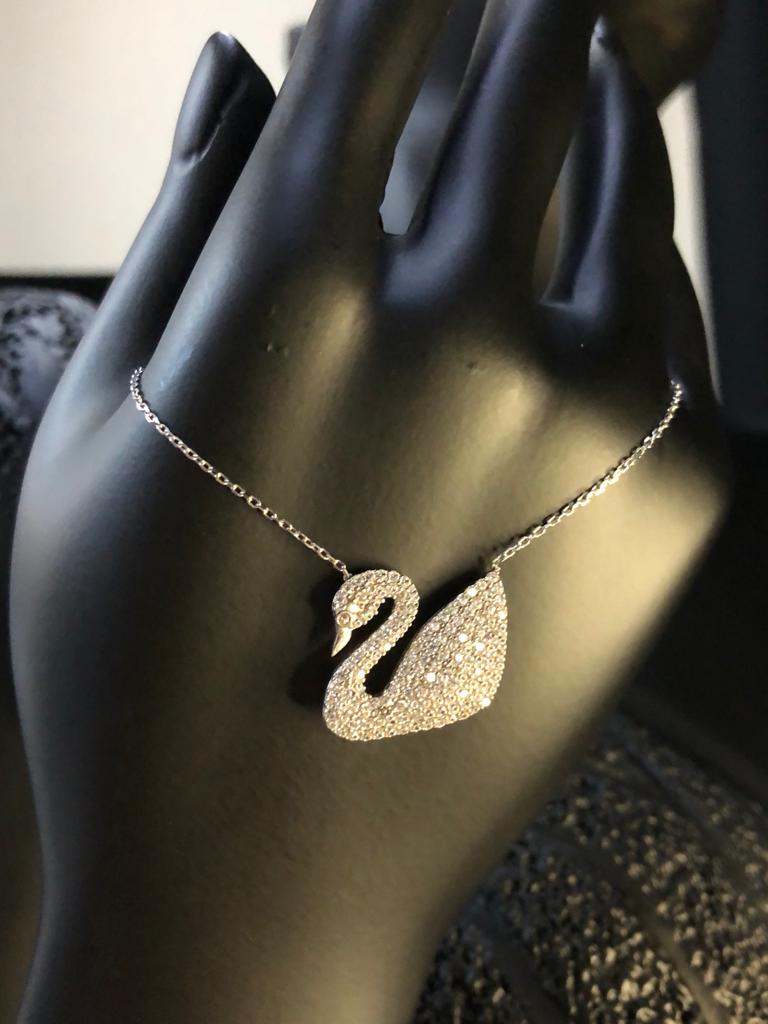 Kuğu Model (1) Zirconia Taşlı 925 Ayar Gümüş Sevgiliye • Eşe • Anneye • Arkadaşa Hediye Kolye