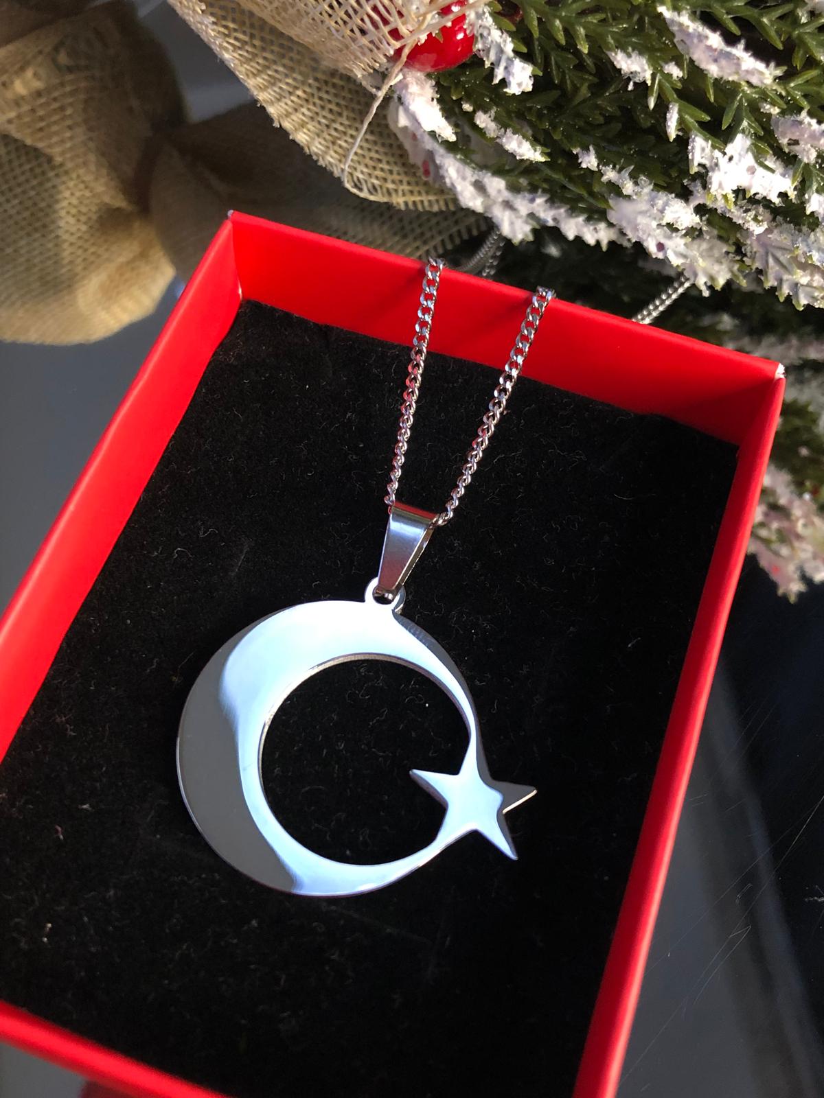 Vog 3.5 Cm Ay Yıldız Türk Bayrağı Sevgiliye Eşe Babaya Arkadaşa Hediye Beyaz Çelik Kolye