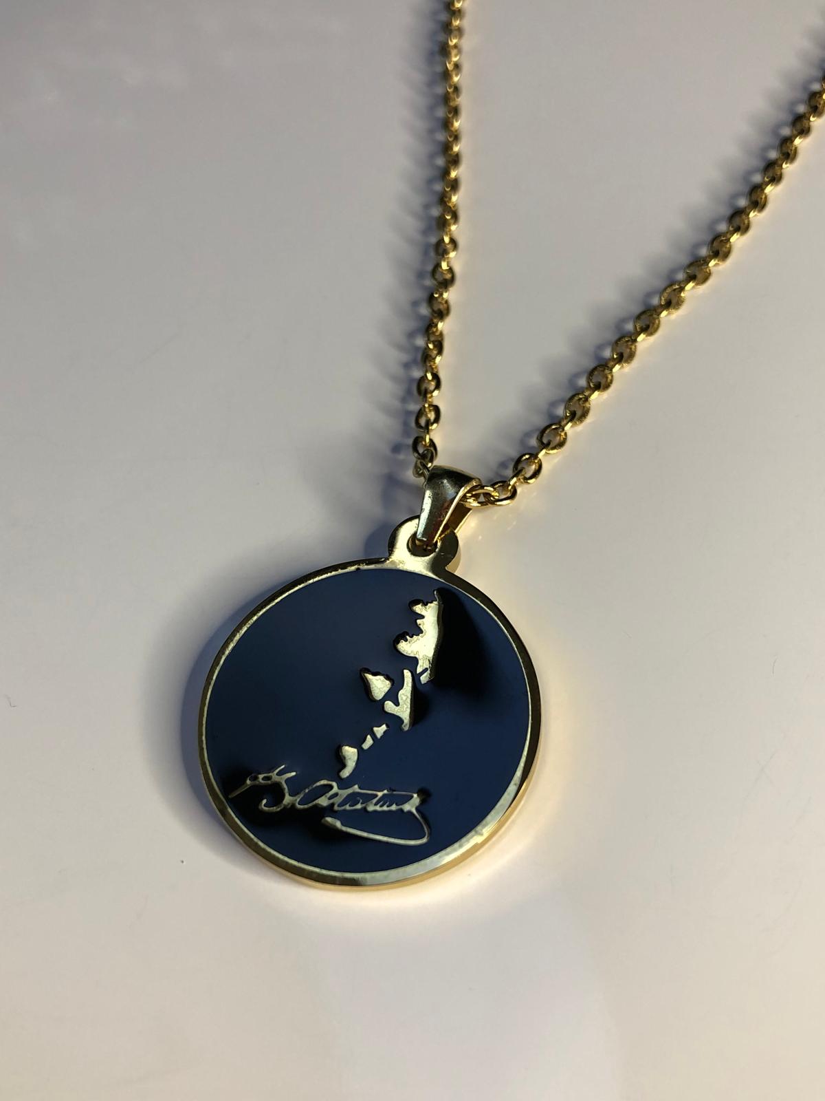 Vog K.Atatürk Silüeti V İmzası Sarı Çelik Unisex Sevgiliye Eşe Babaya Arkadaşa Hediye Çelik Kolye