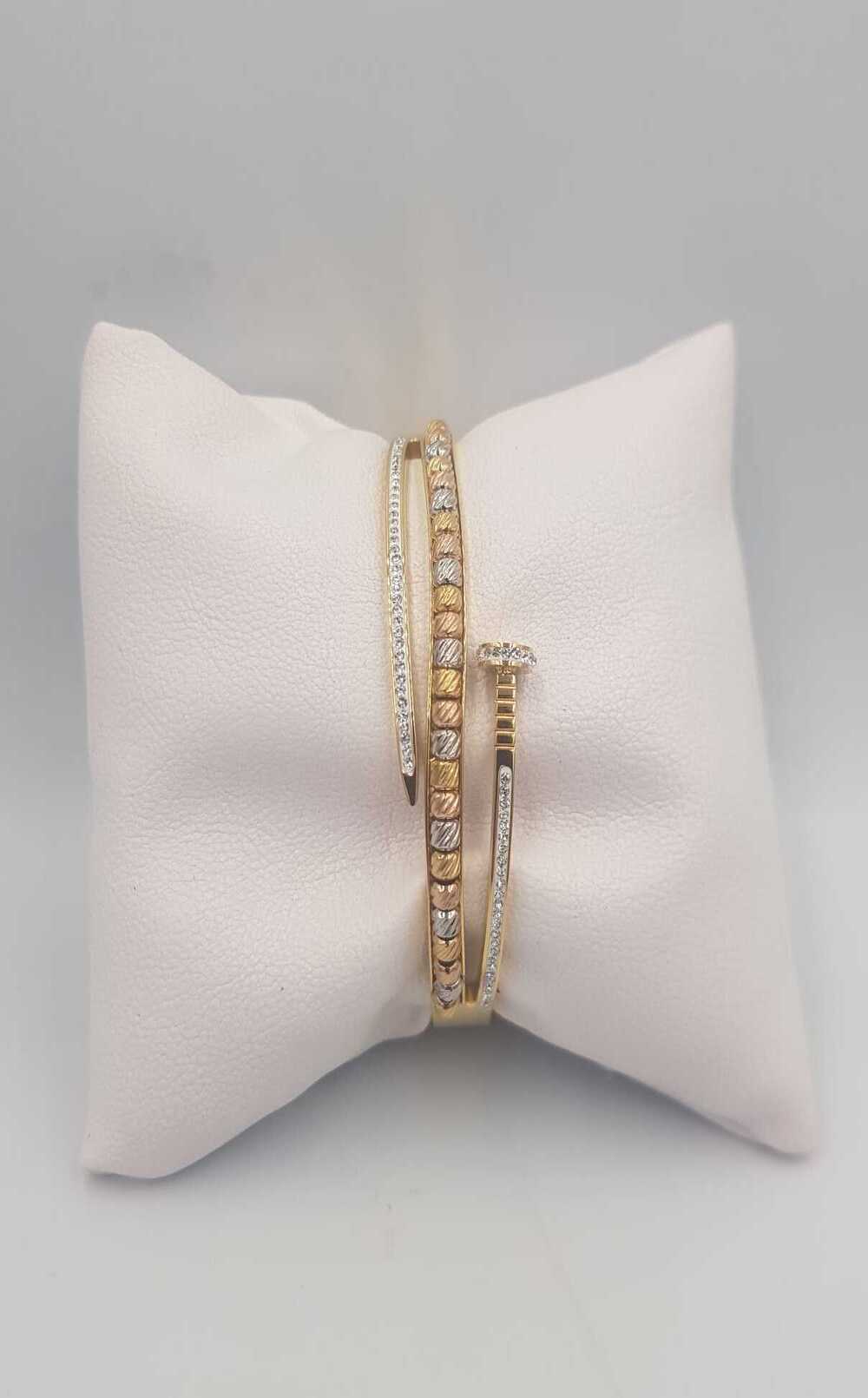 Vog Çelik Dorika Toplu Çivi Model Cartier’s Tasarım Sevgiliye,Anneye,Eşe,Arkadaşa Bileklik Kelepçe