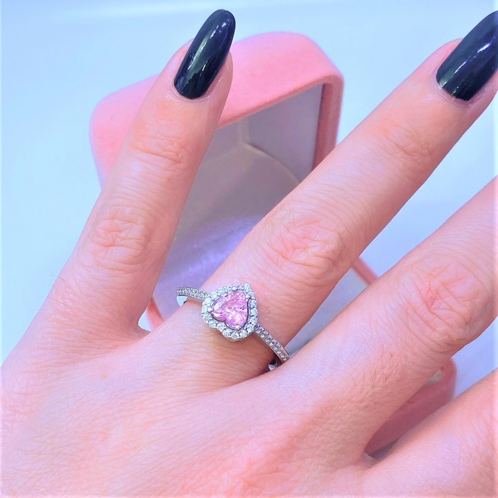 Pandora Swarovski Taşlı Pembe Renkli Kalpli 925 Ayar Gümüş Sevgiliye,Anneye,Arkadaşa Yüzük
