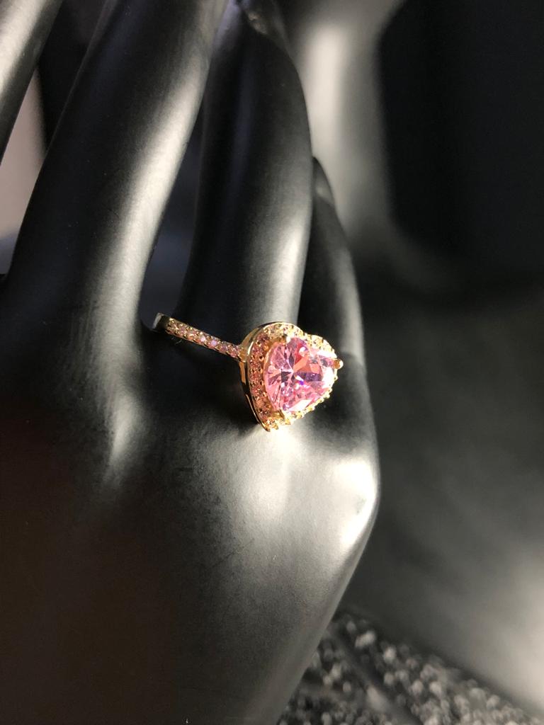 Vog Swarovski Taşlı Pembe Renkli Kalpli 925 Ayar Gümüş Sevgiliye,Anneye,Arkadaşa Hediye Yüzük