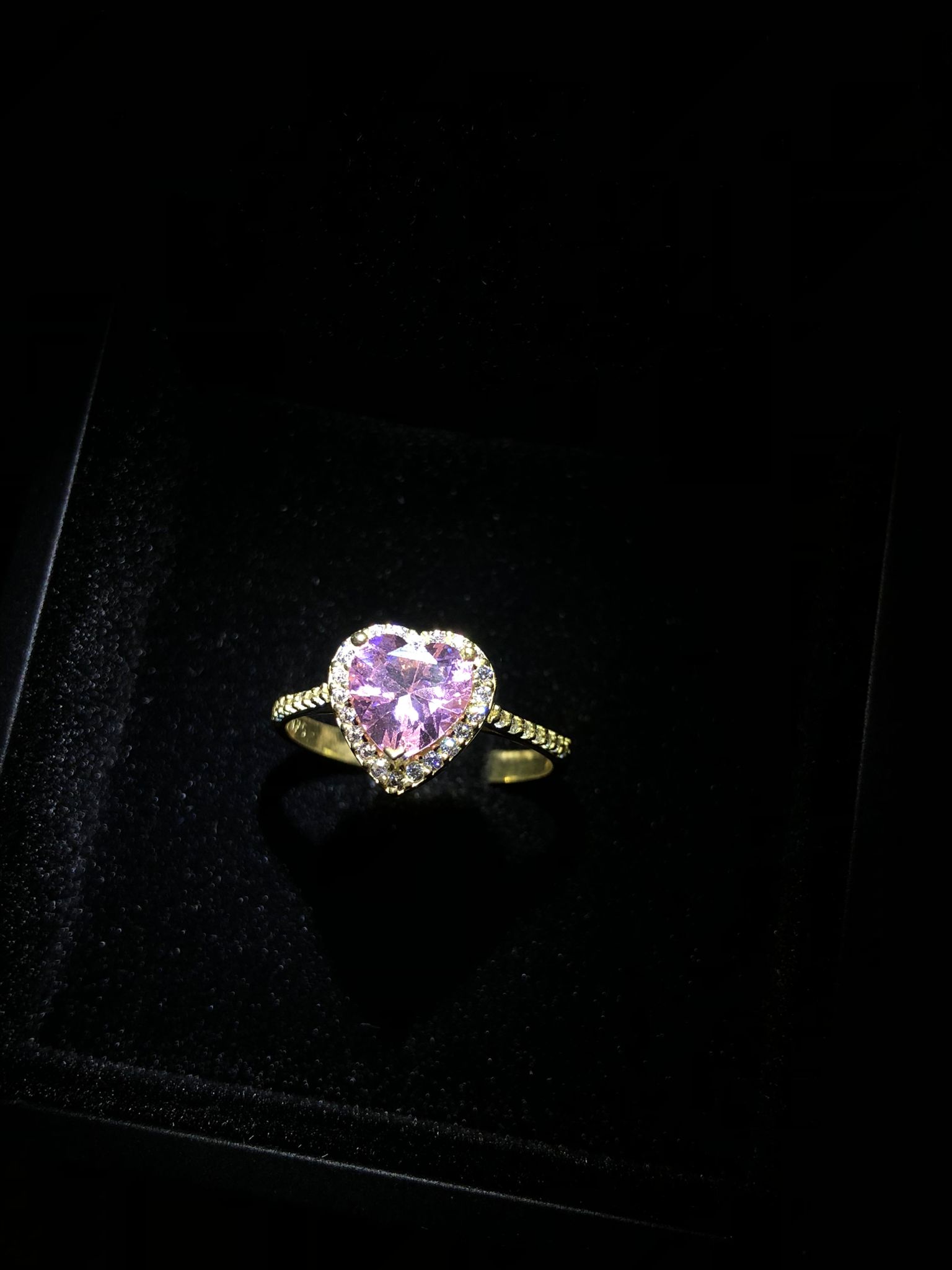  Vog Swarovski Taşlı Pembe Renkli Kalpli 925 Ayar Gümüş Sevgiliye,Anneye,Arkadaşa Yüzük