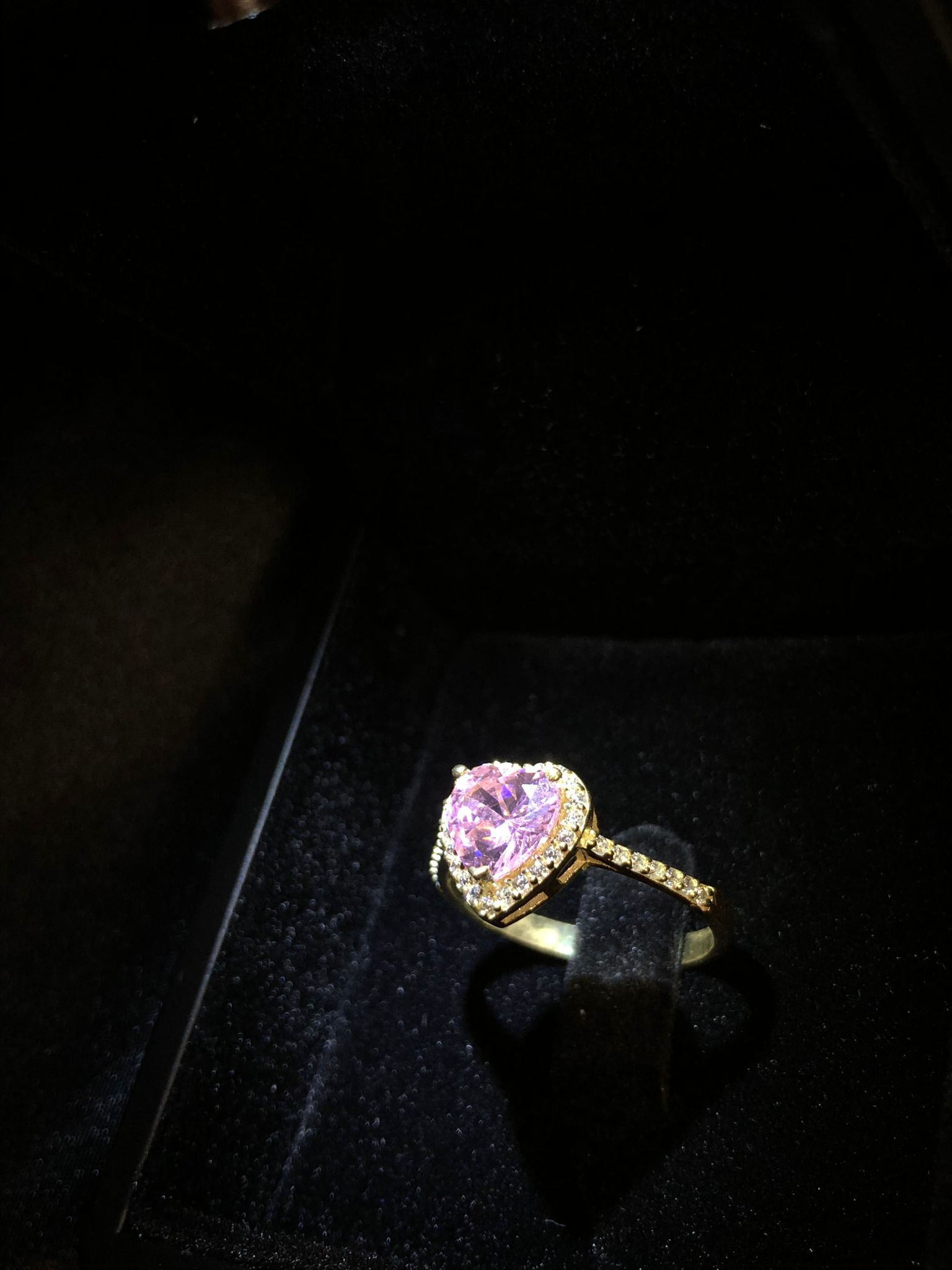  Vog Swarovski Taşlı Pembe Renkli Kalpli 925 Ayar Gümüş Sevgiliye,Anneye,Arkadaşa Yüzük