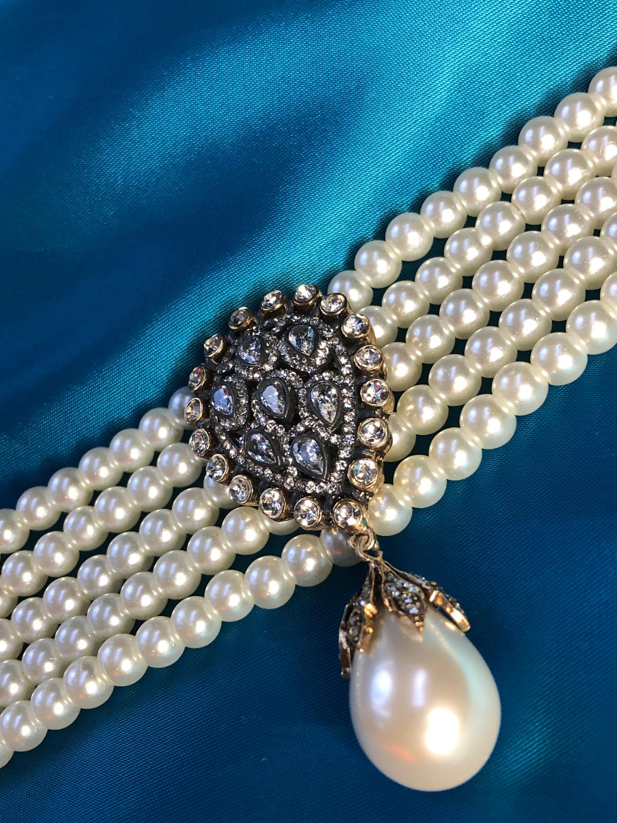Vog 5 Sıra Cam İnci Tasarım Choker - Elmas Montür Hürrem Sultan Modeli Gelin Nişan Choker Gerdanlık