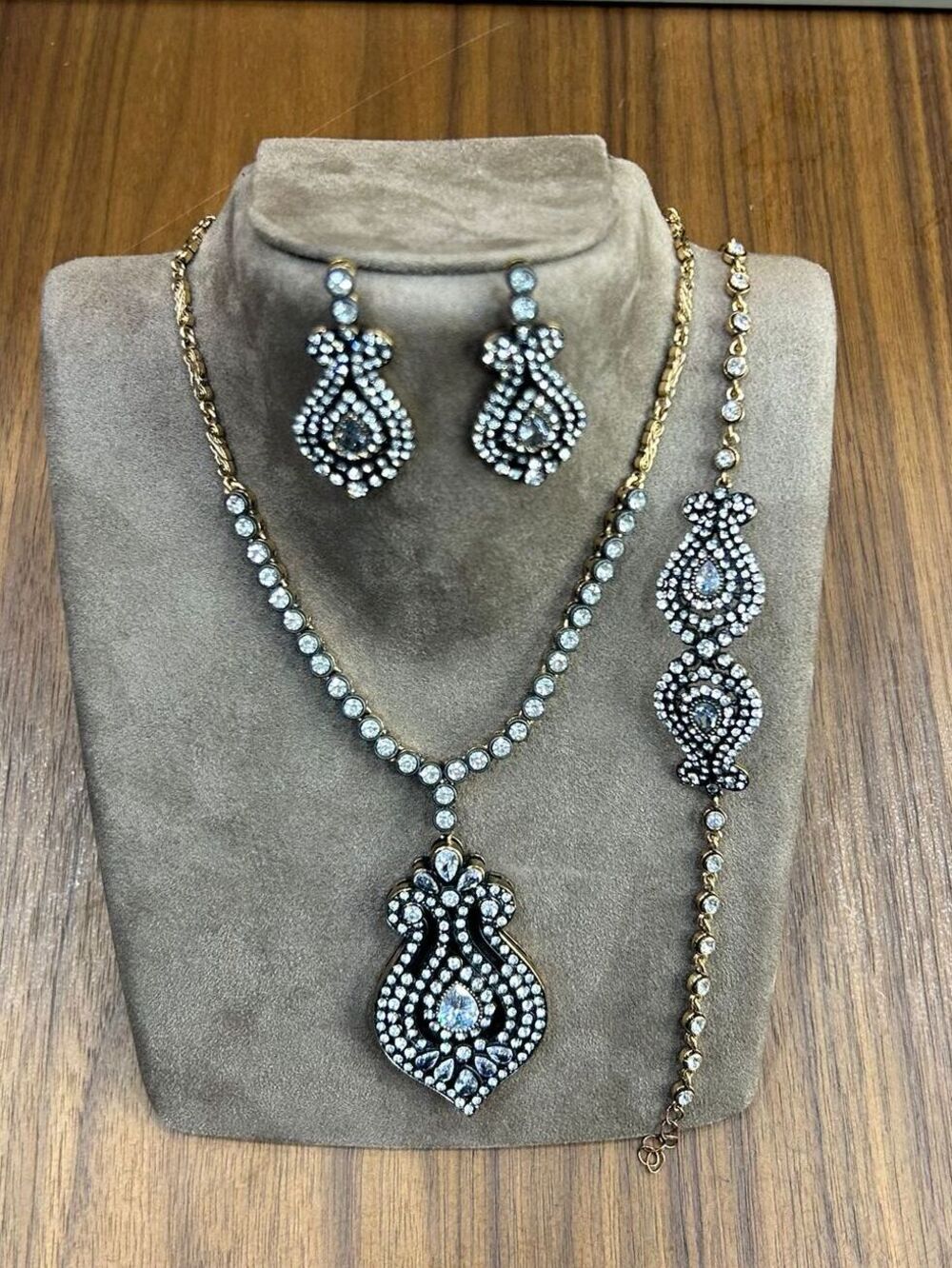 Hürrem Model Elmas Montür Ottoman Model Prinç Takım • Sevgiliye • Eşe • Anneye • Set Takım